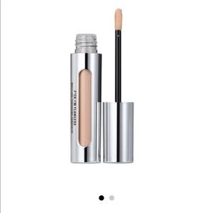 NWT Il Makiage Concealer